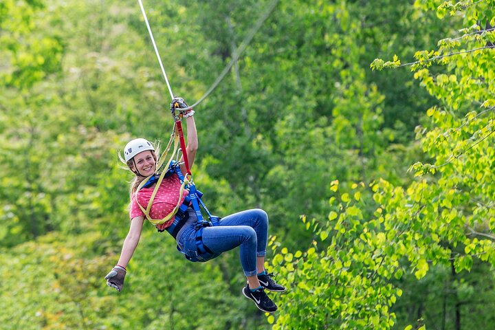 Minnesota River Valley 14-Line Thrilling Zipline Canopy Tour