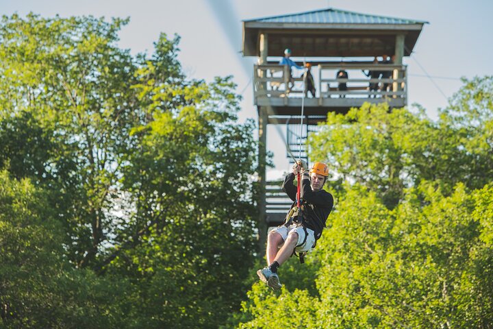 Minnesota River Valley 14-Line Thrilling Zipline Canopy Tour