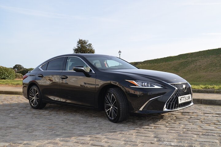 Portsmouth Private Transfer To or From Heathrow Airport