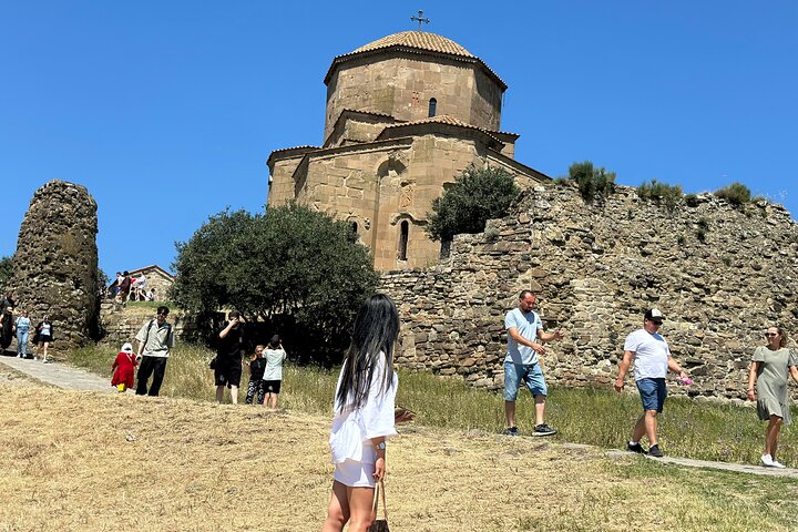 Tbilisi:Mtskheta,Jvari,Bazaar,wine tasting,Chronicles of Georgia