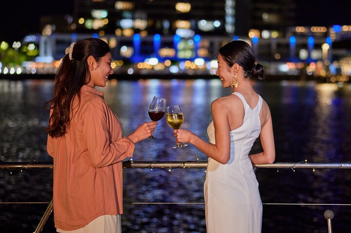Cairns Catamaran Harbour and Dinner Cruise