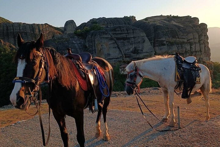 Mystical Sunset Horseback Ride in Meteora: 1-Hour Adventure