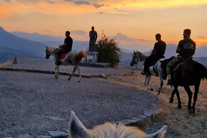 Mystical Sunset Horseback Ride in Meteora: 1-Hour Adventure