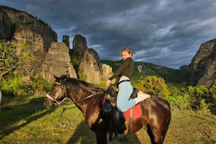 Mystical Sunset Horseback Ride in Meteora: 1-Hour Adventure
