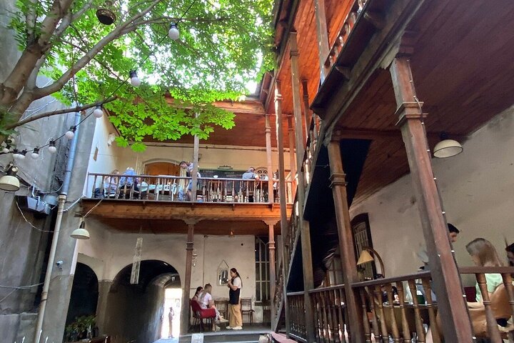 Cultural Walking Tour in Yerevan with Armenian food Tastings