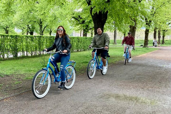 3-hour Copenhagen City Highlights Bike Tour