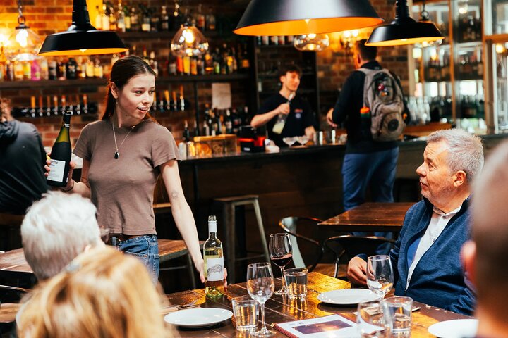 Kelowna: #1 Rated Walking Food Tour with 7 Tastings and 4 Drinks