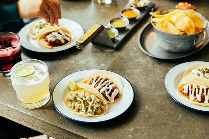 Kelowna: #1 Rated Walking Food Tour with 7 Tastings and 4 Drinks