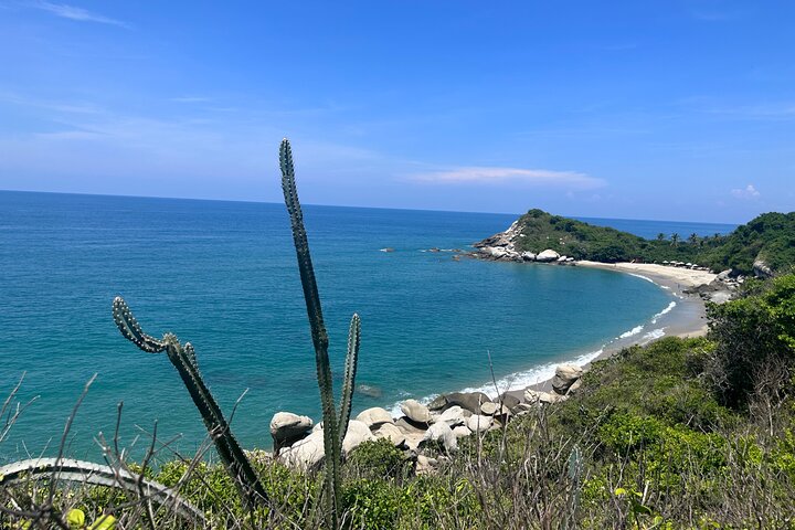 Private Tayrona Hike to Cabo San Juan: Bilingual Guide+Transport