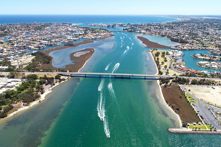 Mandurah Dolphin Cruise and Views