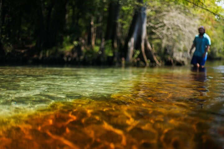 2 Hour Glass Bottom Guided Kayak Eco Tour in Gilchrist Blue