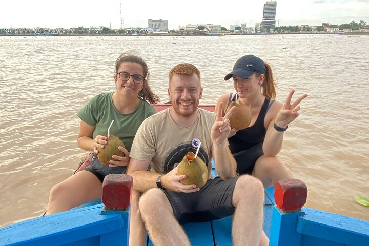 Cai Rang Floating Market - My Tho & Ben Tre - VIP Private Tour