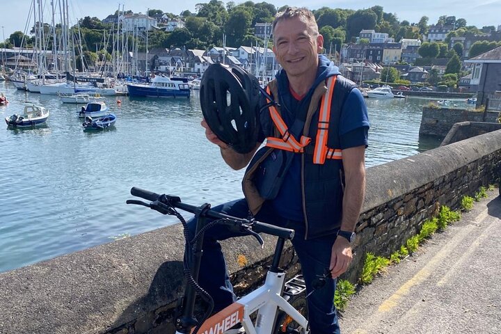 Electric Bike Tour of Kinsale with Expert Local Guide