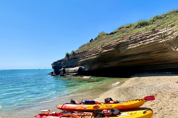Guided sea kayak trip in Cap d’Agde