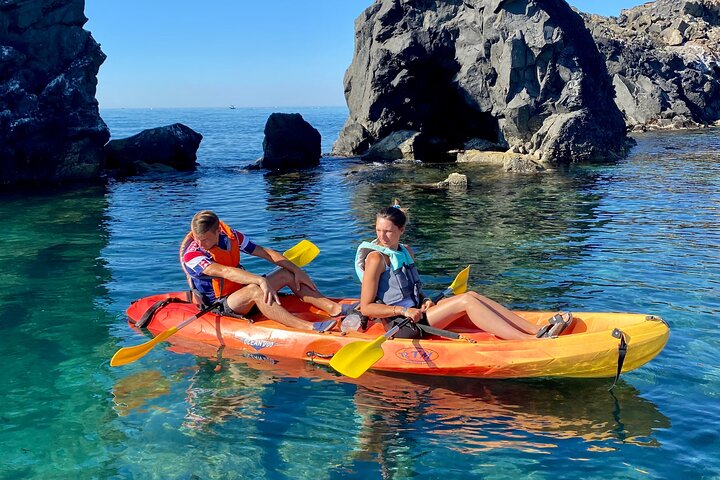 Guided sea kayak trip in Cap d’Agde