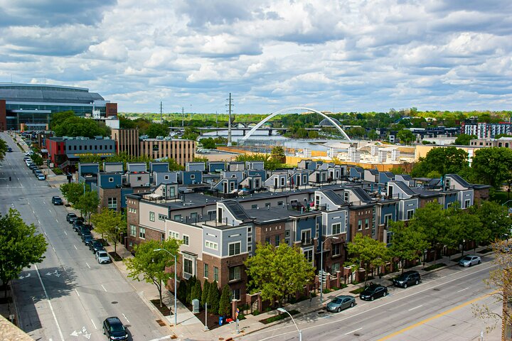 Self-Guided Iowa Scavenger Hunt: City of Literature