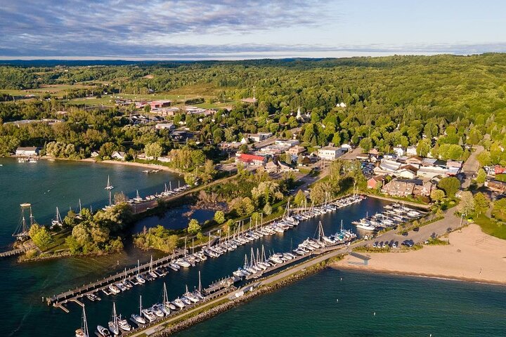 Michigan Lakeshore, M-22 Self-guided Driving Audio Tour