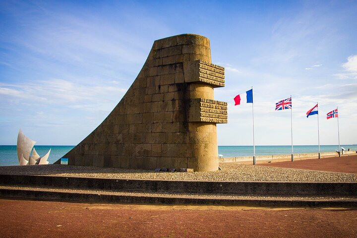 Normandy D-Day Landing Beaches Small Group Tour