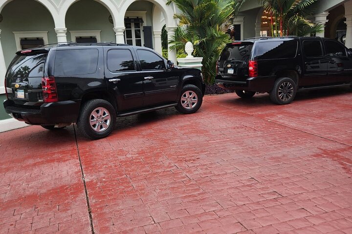 Exclusive Airport Transfers (up to 4 persons) One-Way