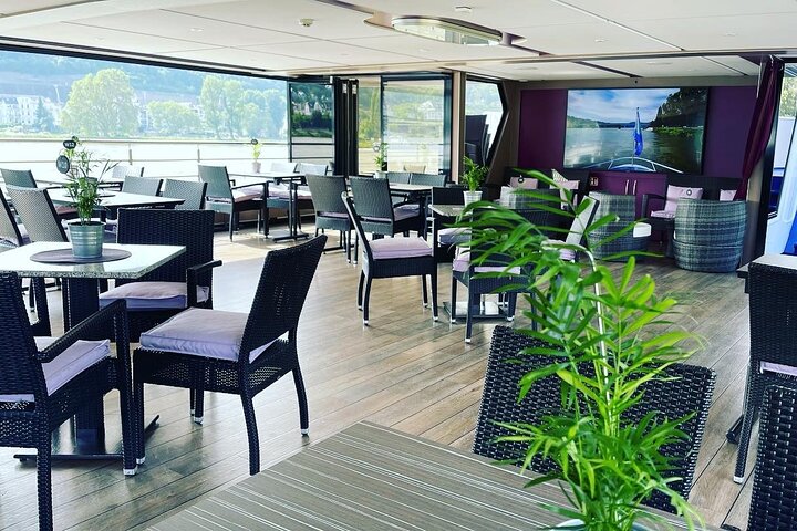 2 hours sightseeing cruise around Koblenz