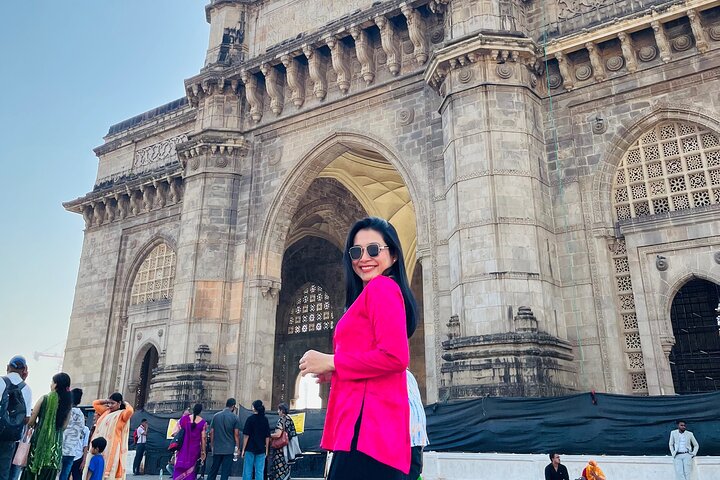 Private Mumbai City Tour with Guide and Transport
