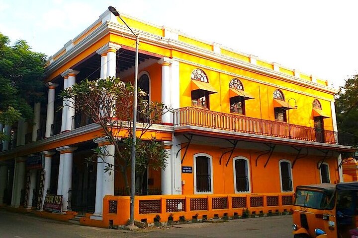 Full Day Guided Tour of Pondicherry with lunch and hotel pickup