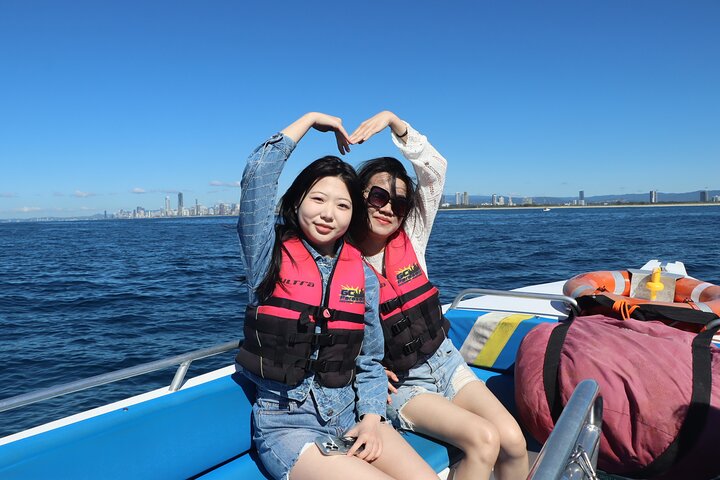 Gold Coast Parasailing – Tandem & Triple Flights