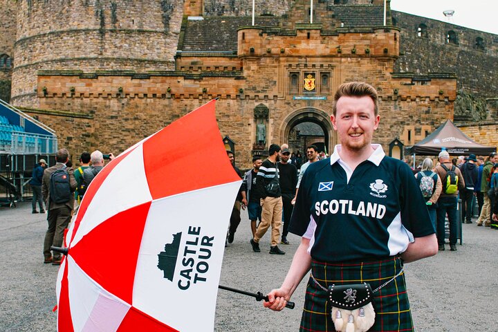 Edinburgh Castle Tickets and Tour - Local Expert Guide In a Kilt