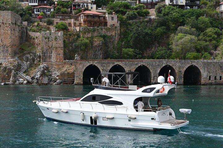 My Dream Private Yacht Tour in Alanya with Lunch and Soft drinks