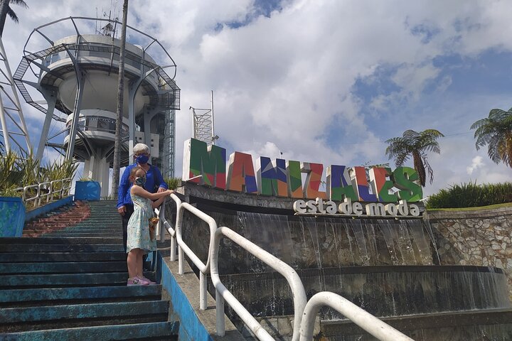 Manizales City Tour with Cable Car and Chipre Viewpoint
