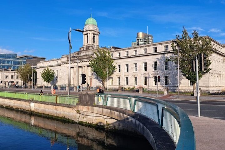 Blarney Castle, Kinsale & Cork City Centre