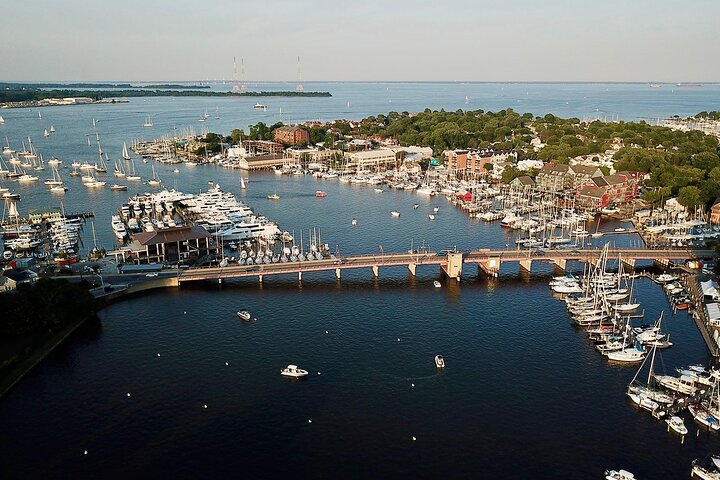 Annapolis Historic Walking Tour: Harbor and Colonial Downtown