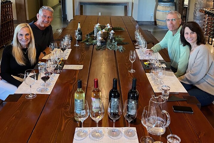 Silvara Cellars Hillside Wine Tasting Experience with a Sommelier