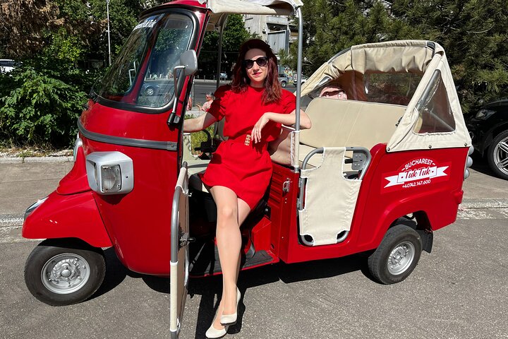 Bucharest Tuk Tuk city tour