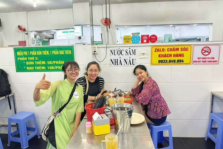 Ho Chi Minh City: Motorbike Street Food Tour with 12 Tastings