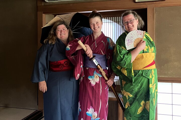 Chiba: Kimono & Tea Ceremony at a Historic Castle Garden