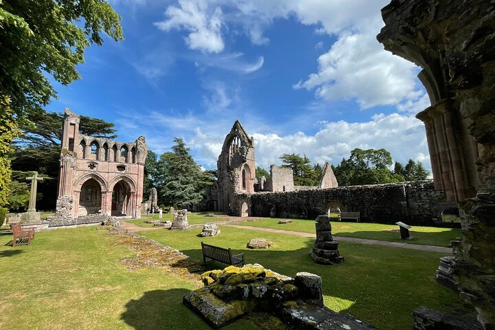 Coasts & Ghosts: Haunted Northumberland - Chillingham Castle