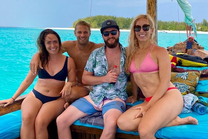 Private/Sharing: Explore Mnemba Island with a dhow