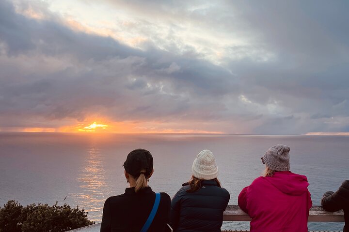 WANDER BYRON Guided Sunrise Tours to Cape Byron Lighthouse