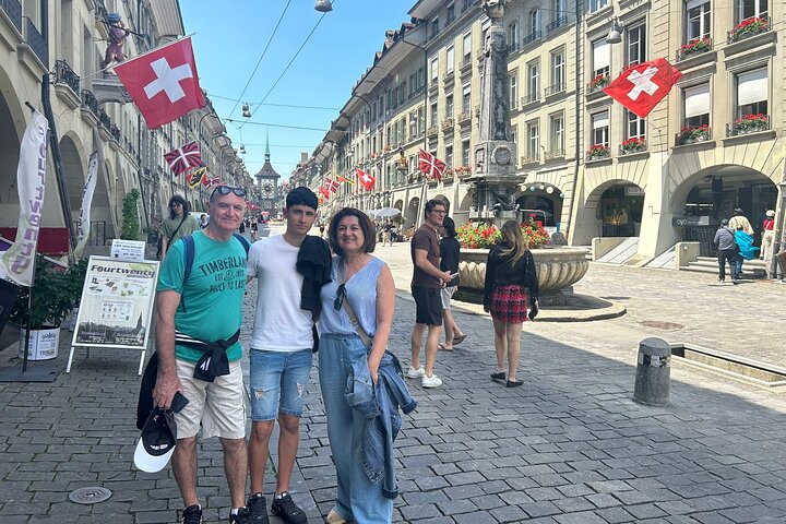 Bern Walking Tour: Explore Top Sights & Hidden Gems