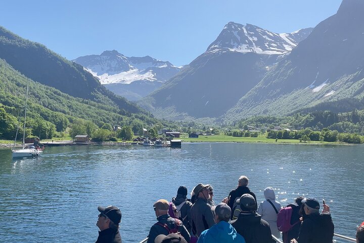 Hjørundfjord Fjord Tour Roundtrip from Ålesund