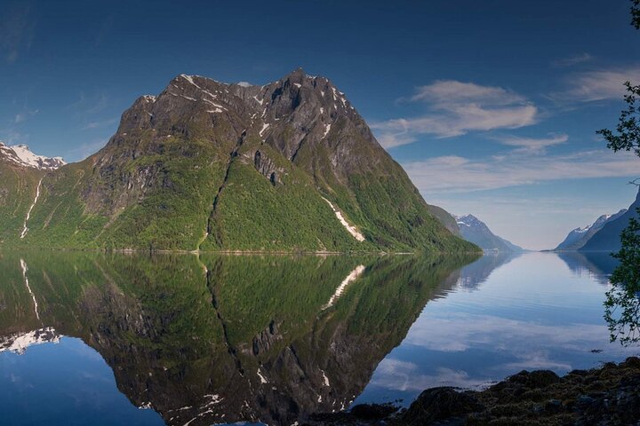 Hjørundfjord Fjord Tour Roundtrip from Ålesund