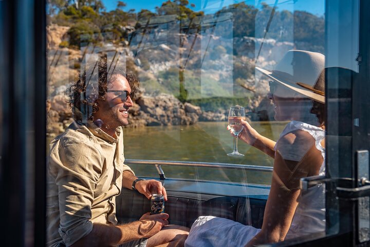 Experience Coffin Bay Short and Sweet Oyster Farm Tour