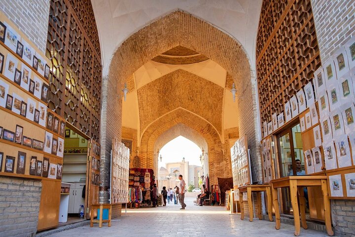 Bukhara Old Town Guided Tour with 16 Iconic Stops