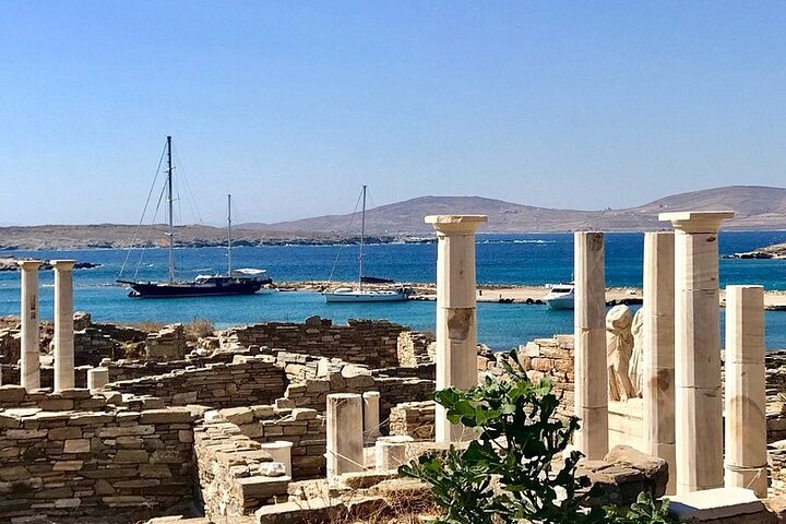 Mykonos Sail Cruise to Rhenia, Guided Tour of Delos, Lunch&Drinks