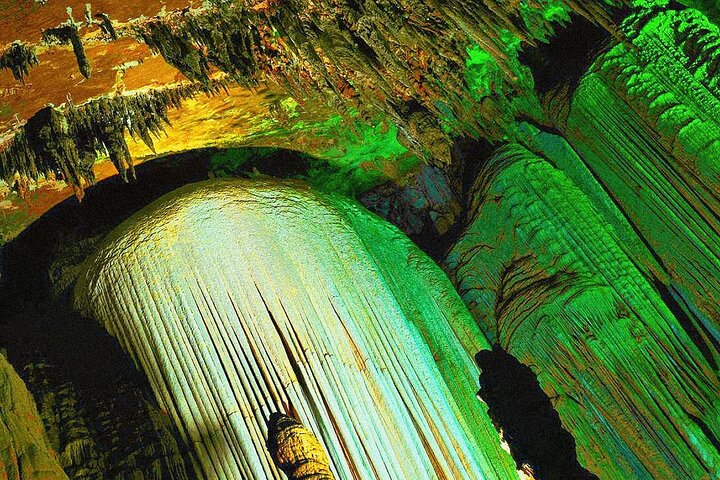 Wulong Private Tour All Inclusive: Premium Vehicle & local Lunch