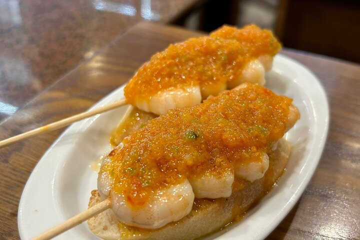 San Sebastian Food Tour: Pintxos, Drinks, and Tapas with a Local