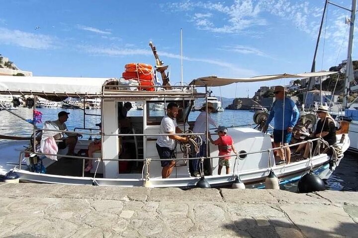 Half-Day Shared Fishing Experience in Hydra