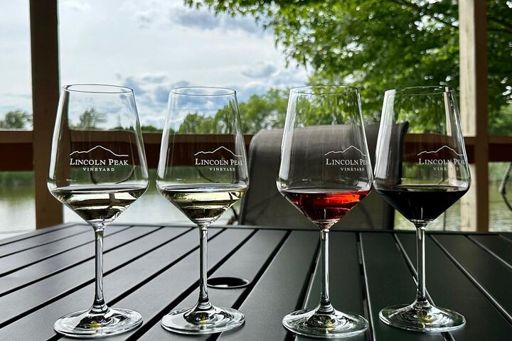 Small Group Wine & Cider Tour in Vermont
