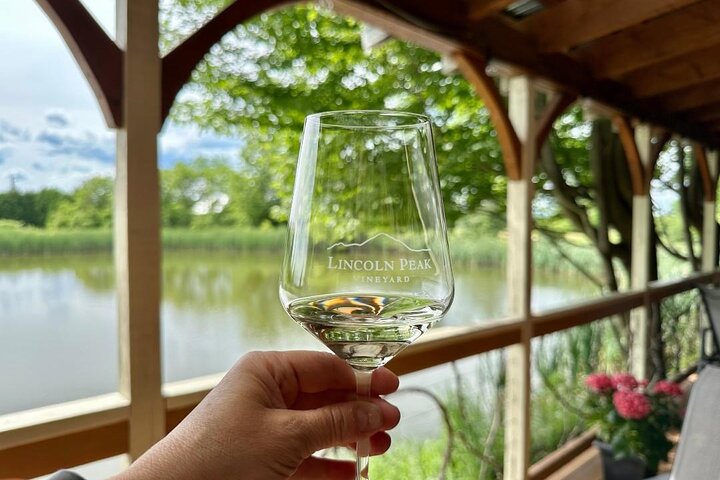 Small Group Wine & Cider Tour in Vermont